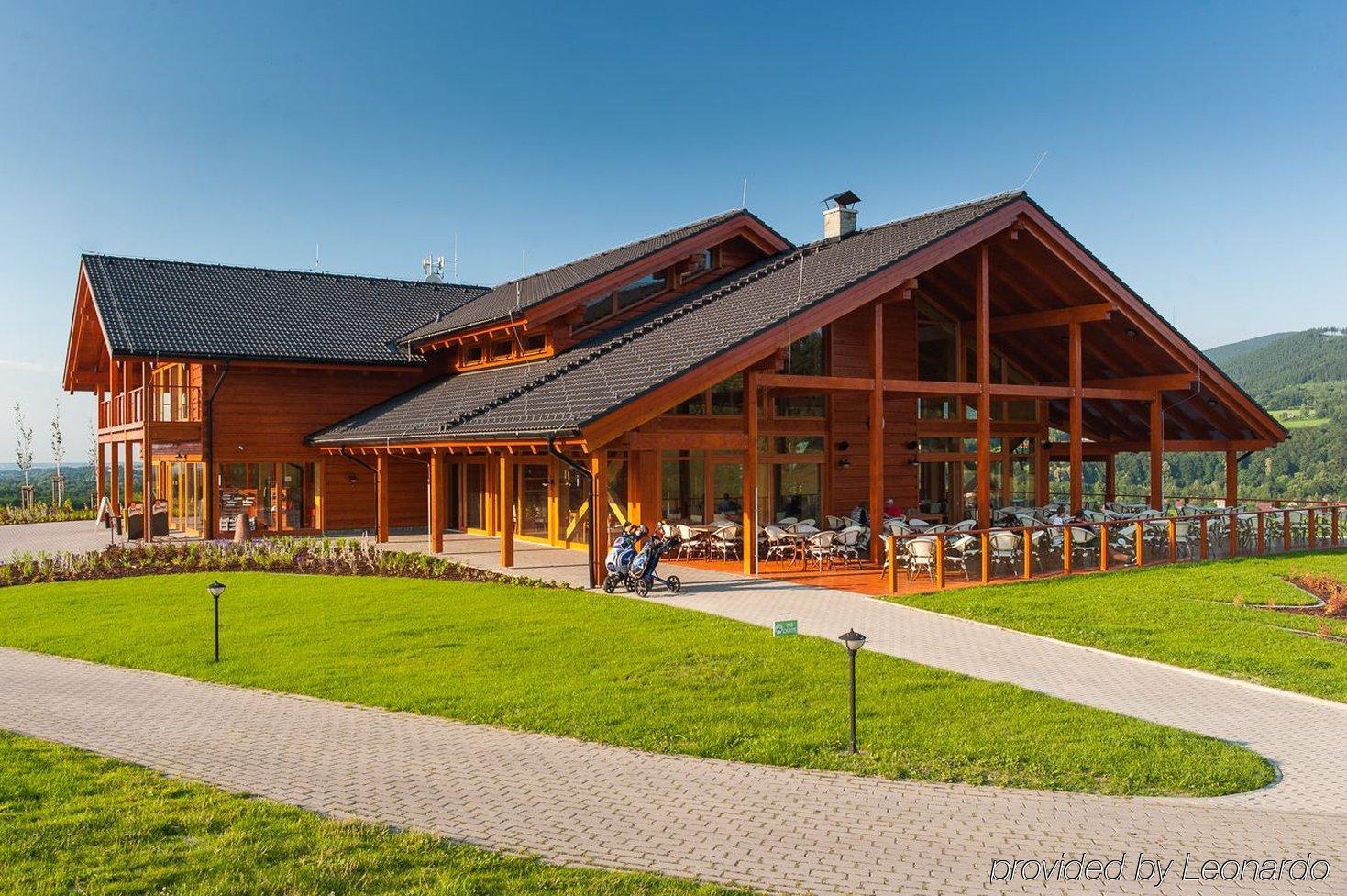 Green Inn Hotel Остравіце Екстер'єр фото